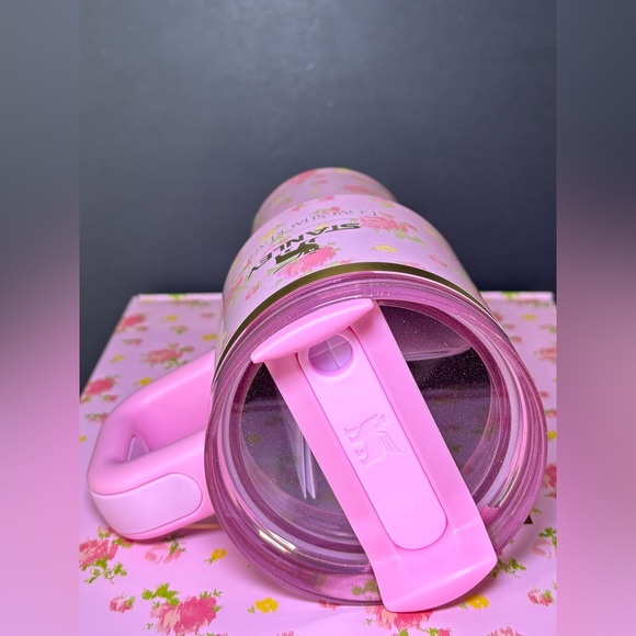 Stanley x LoveShackFancy Ibiza Sunset 20oz Quencher BRAND NEW - Picture 4 of 9